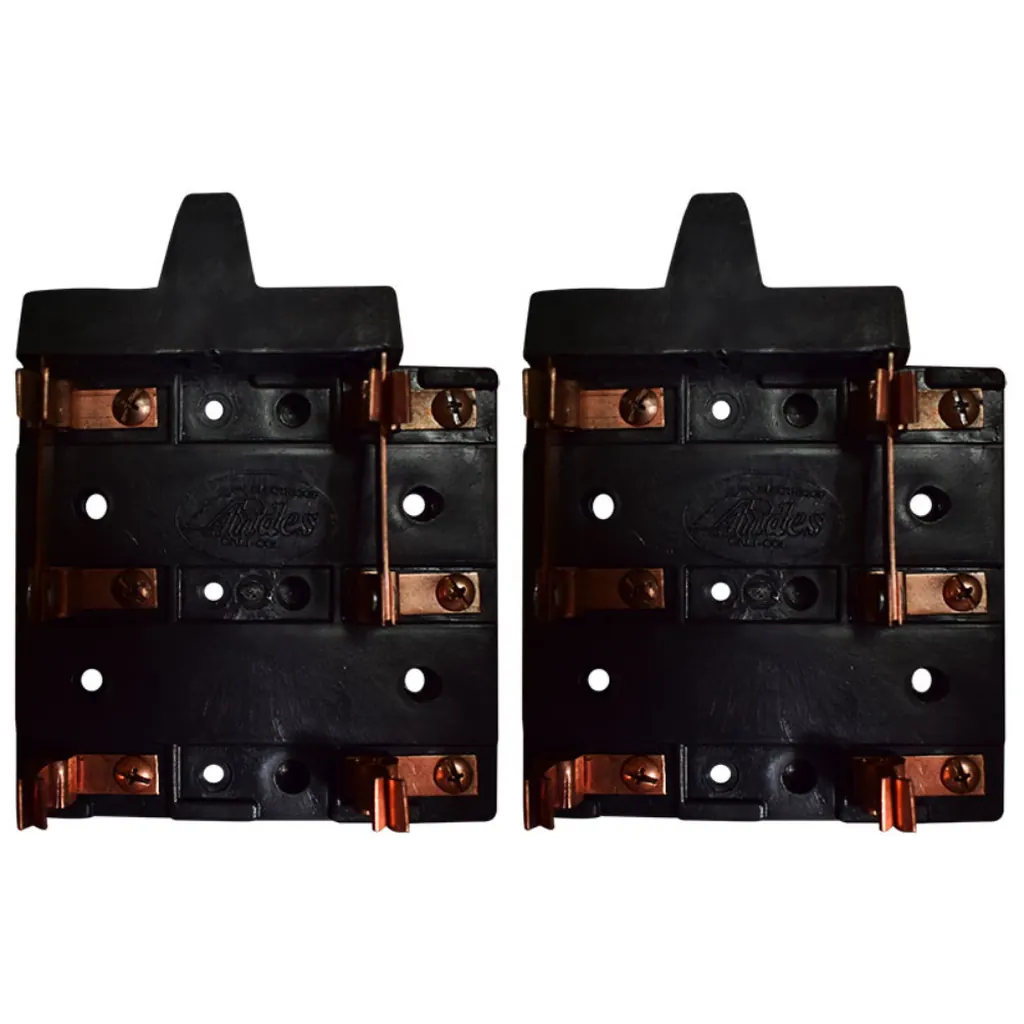 CUCHILLA DE CORTE SIN PORTAFUSIBLE 2X60 DOBLE TIRO GANADERO (PROTEGIDO) (ANDES)