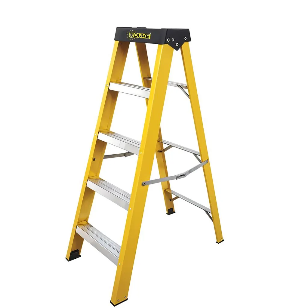 ESCALERA TIJERA 4 PELDAÑOS EN FIBRA DE VIDRIO AMARILLA CAP 150 KILOS USO INDUSTRIAL UDUKE CON PLATAFORMA (HT3181)